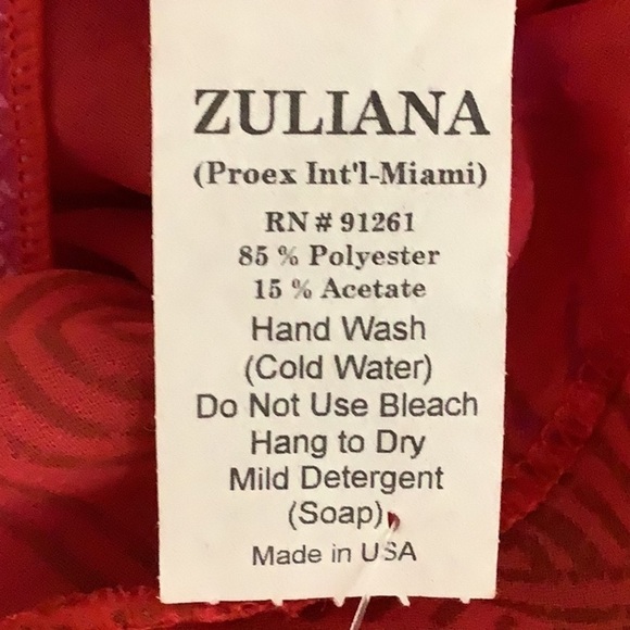 Zuliana Size S/M Red Printed Sarong. Made in USA New With Tags - Picture 4 of 4